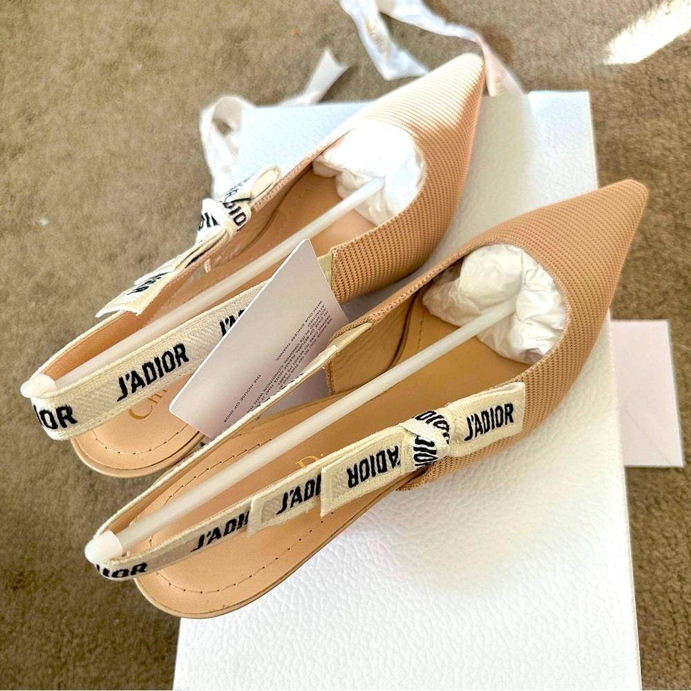 J’adior slingback pump. 100% brand new, including tag, box, free shipping
